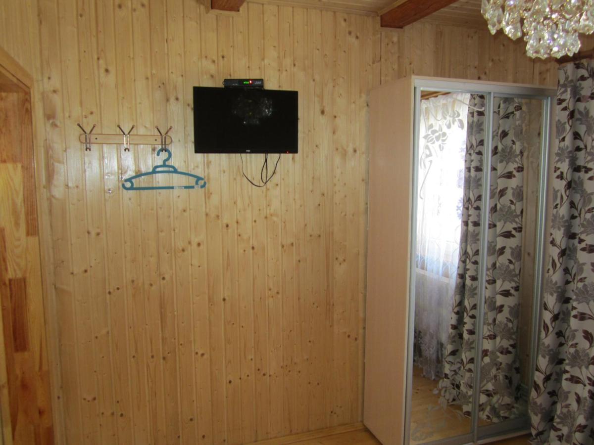 Базилік Hotel Yaremche Bagian luar foto