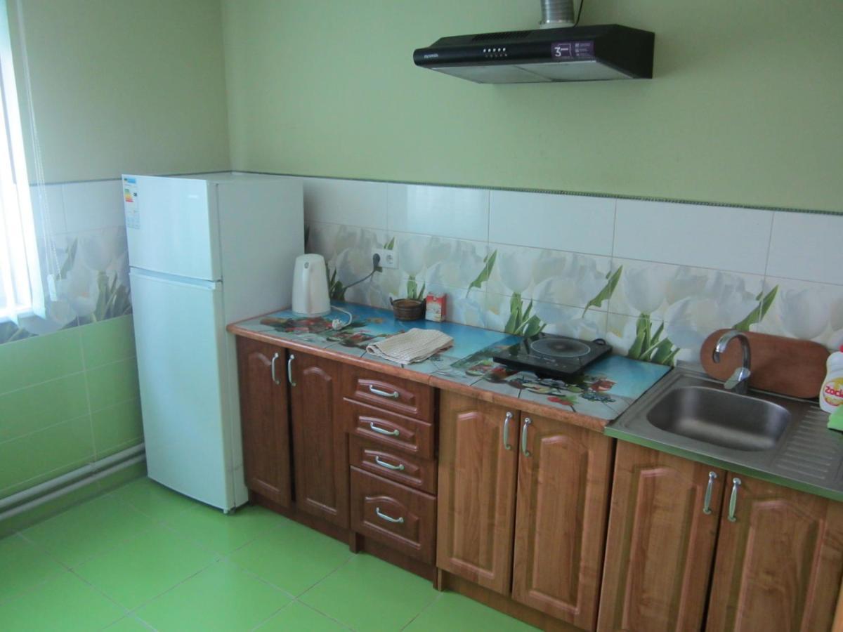 Базилік Hotel Yaremche Bagian luar foto