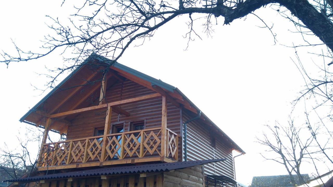 Базилік Hotel Yaremche Bagian luar foto
