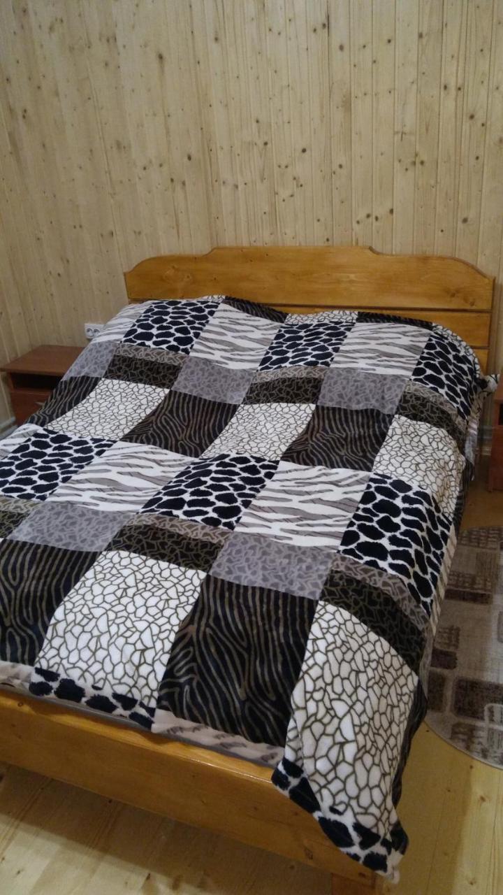 Базилік Hotel Yaremche Bagian luar foto